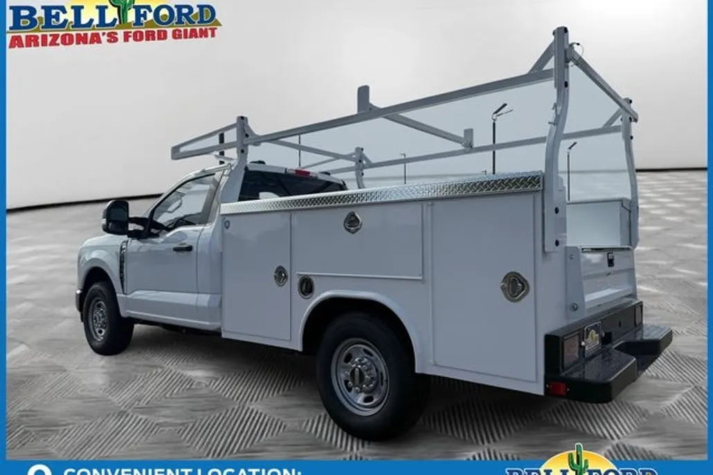 2025 Ford F-250 photo 1