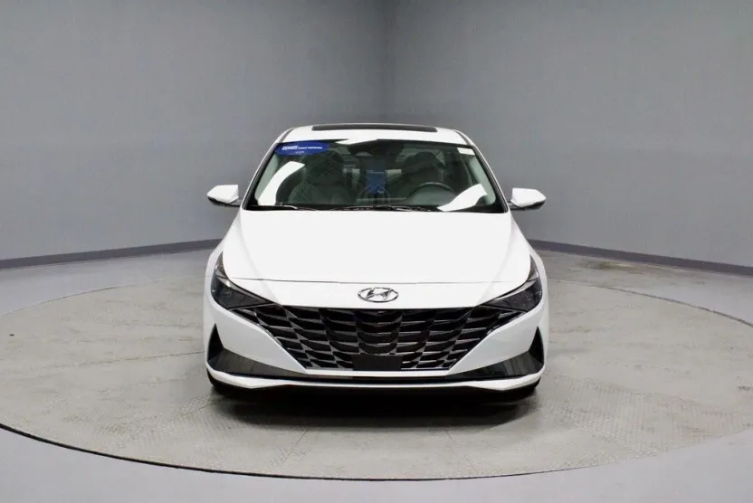 2021 Hyundai Elantra Limited photo 1
