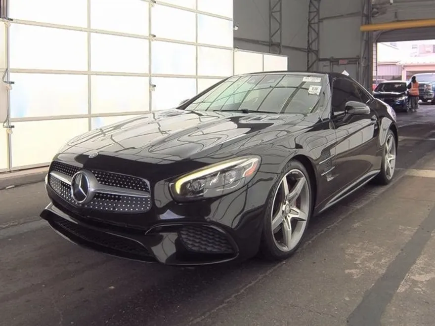 2017 Mercedes Benz SL 550 photo 1