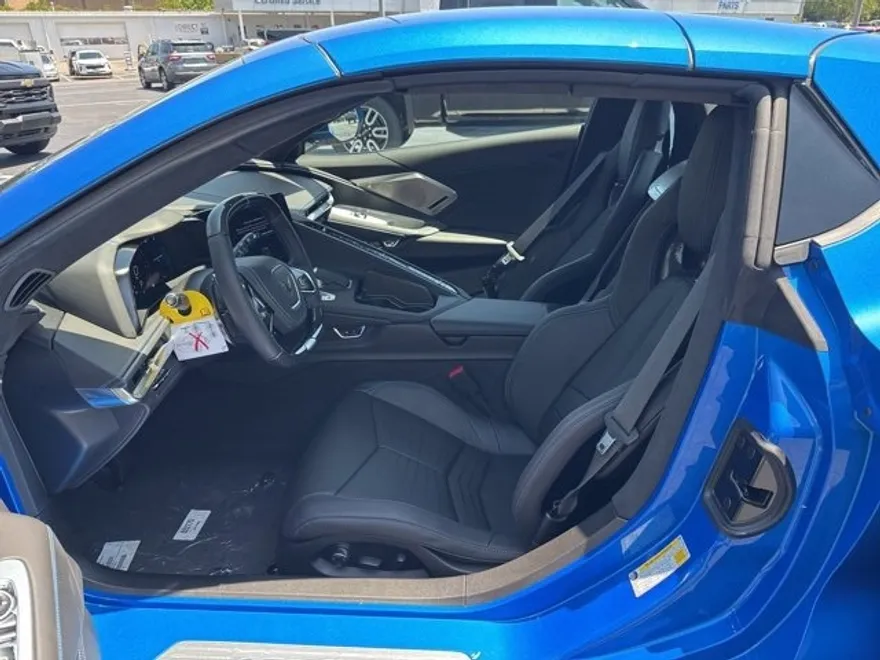 2025 Chevrolet Corvette E-Ray 3LZ photo 3