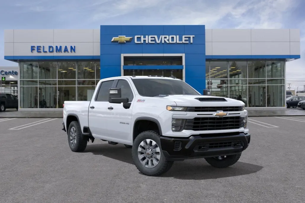 2024 Chevrolet Silverado 2500HD Custom photo 1