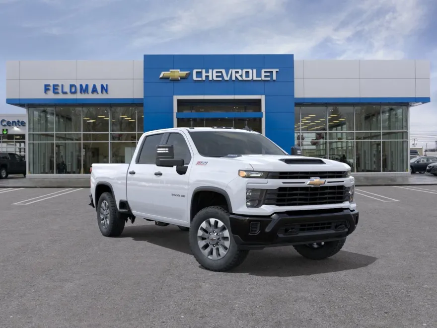 2024 Chevrolet Silverado 2500HD Custom photo 1