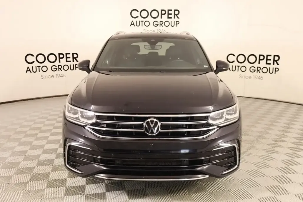 2022 Volkswagen Tiguan SEL Premium R-Line photo 1