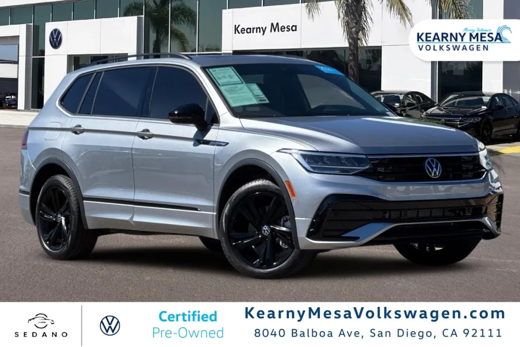 2024 Volkswagen Tiguan SE R-Line Black photo 1