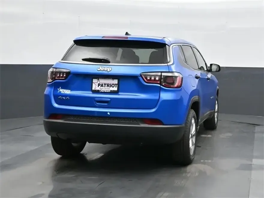 2025 Jeep Compass Sport photo 1