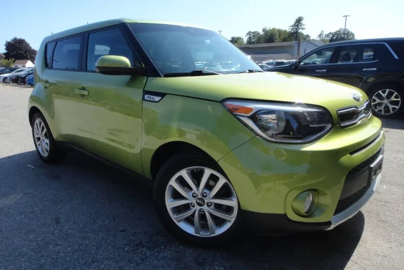 2017 Kia Soul Plus photo 1