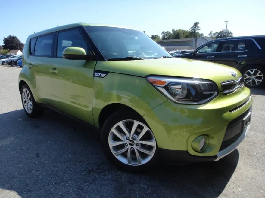 2017 Kia Soul Plus photo 1
