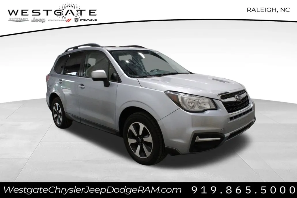 2018 Subaru Forester 2.5i Premium photo 1