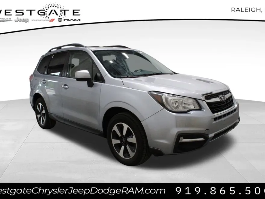 2018 Subaru Forester 2.5i Premium photo 1