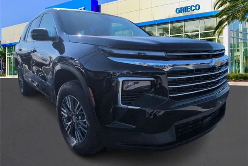 2026 Chevrolet Traverse photo 1