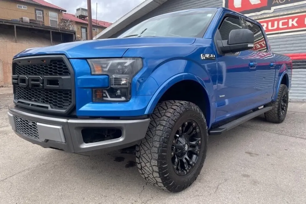 2015 Ford F-150 XLT photo 1