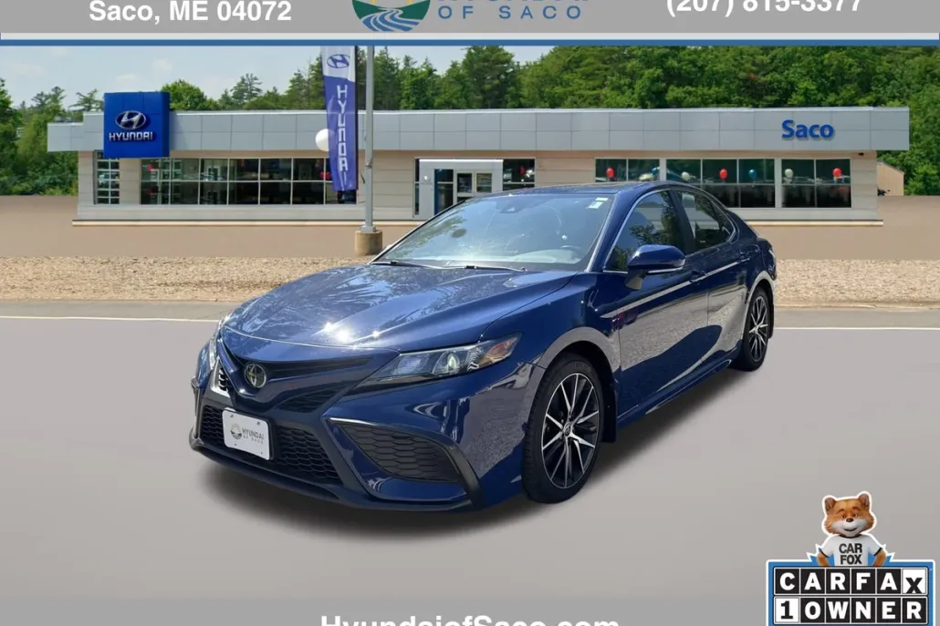 2023 Toyota Camry SE photo 1