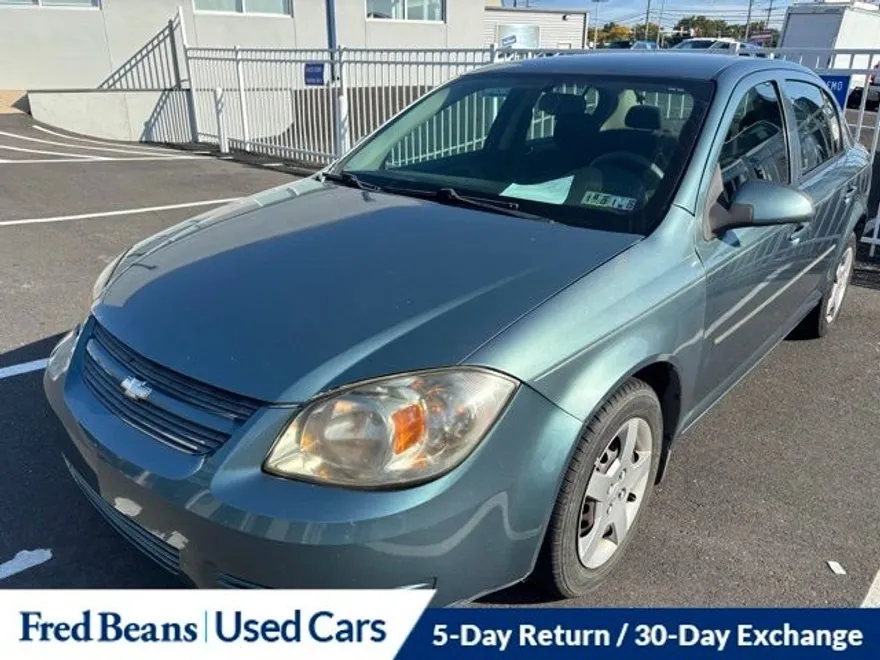 2010 Chevrolet Cobalt LT photo 2