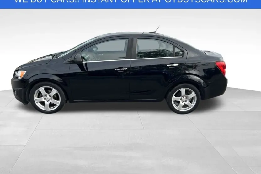 2012 Chevrolet Sonic LTZ photo 1