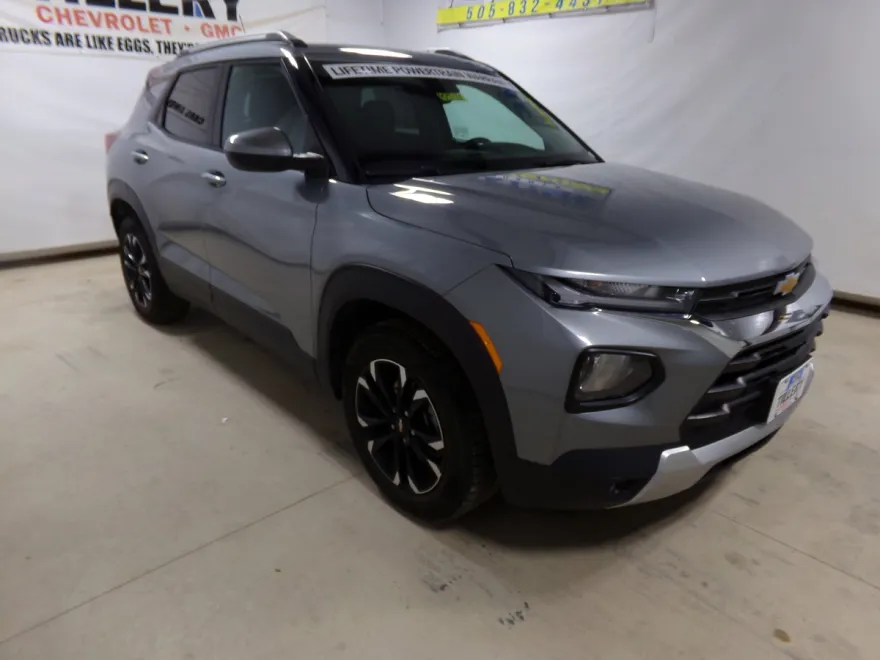 2023 Chevrolet Trailblazer LT photo 1