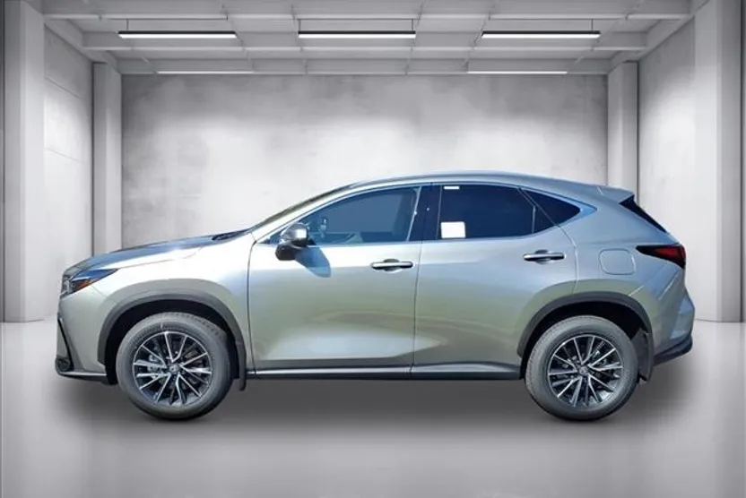 2026 Lexus NX 350 photo 1