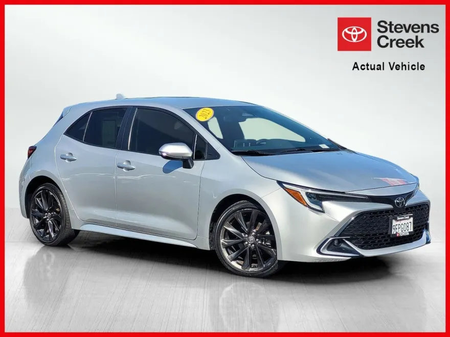2023 Toyota Corolla XSE photo 1