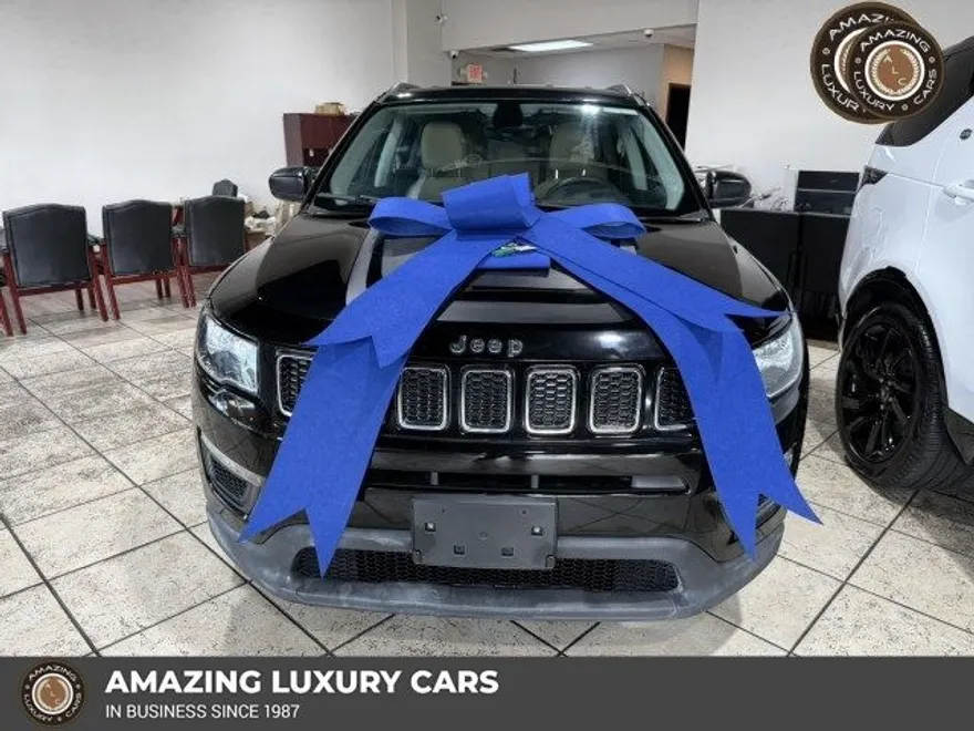 2018 Jeep Compass Sport photo 1