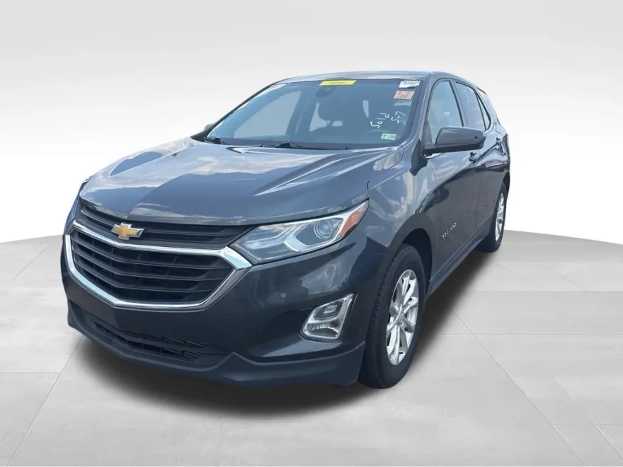 2020 Chevrolet Equinox LT photo 1