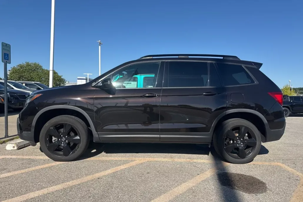 2019 Honda Passport Elite photo 1