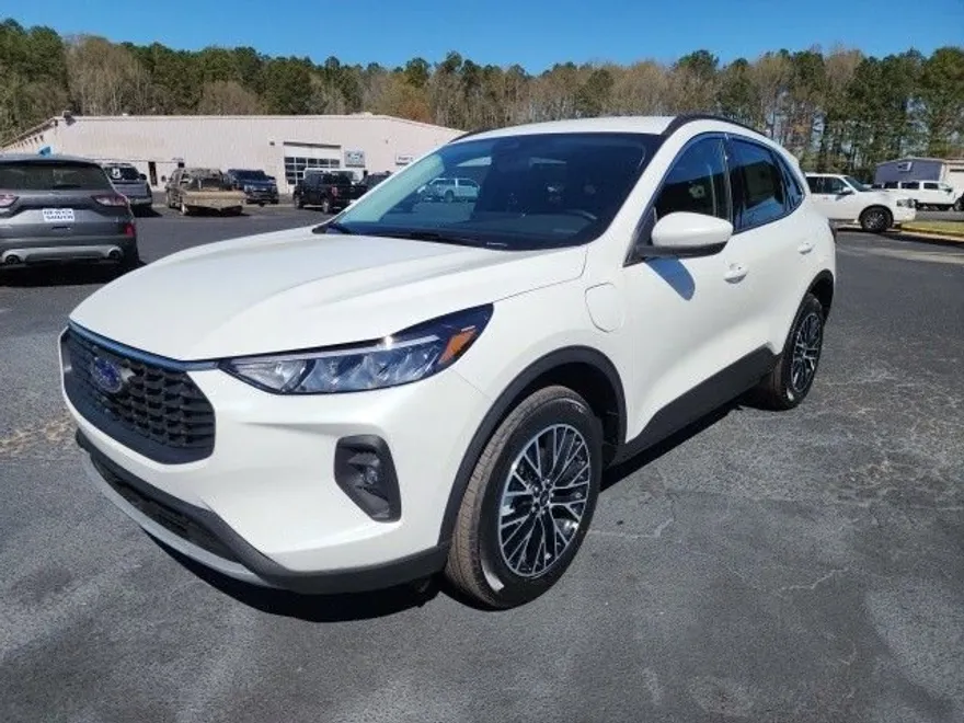 2025 Ford Escape Plug-In Hybrid photo 1