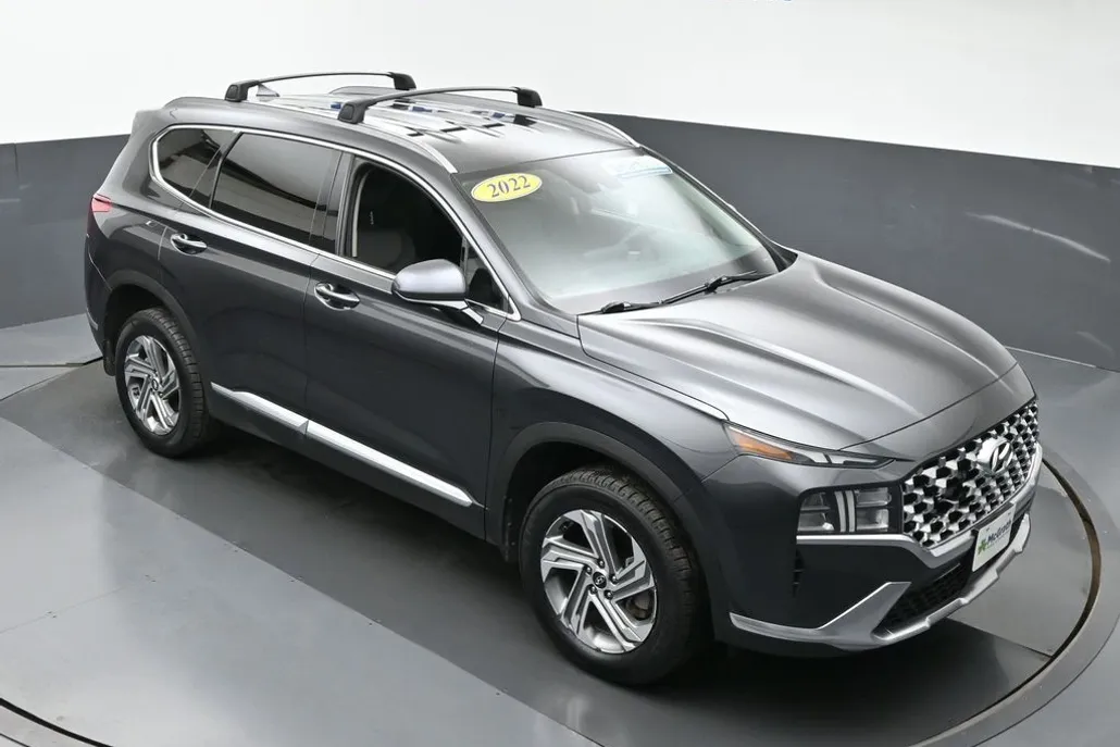 2022 Hyundai Santa Fe SEL photo 1