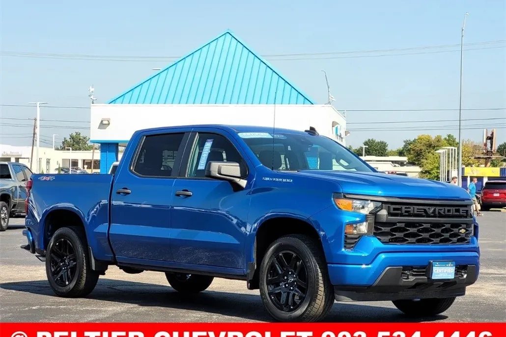 2022 Chevrolet Silverado 1500 Custom photo 1