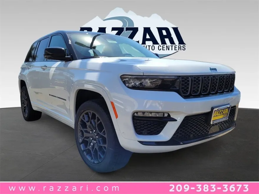 2023 Jeep Cherokee Summit Reserve photo 1