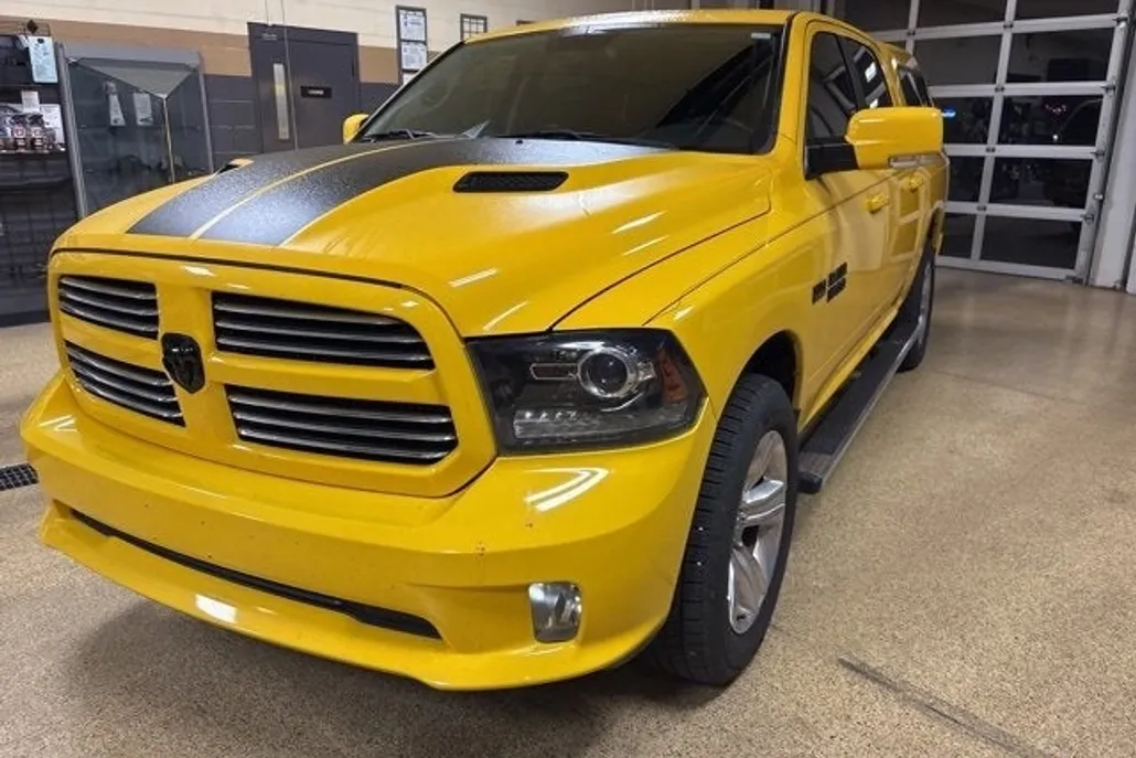 2016 Ram 1500 Sport photo 1