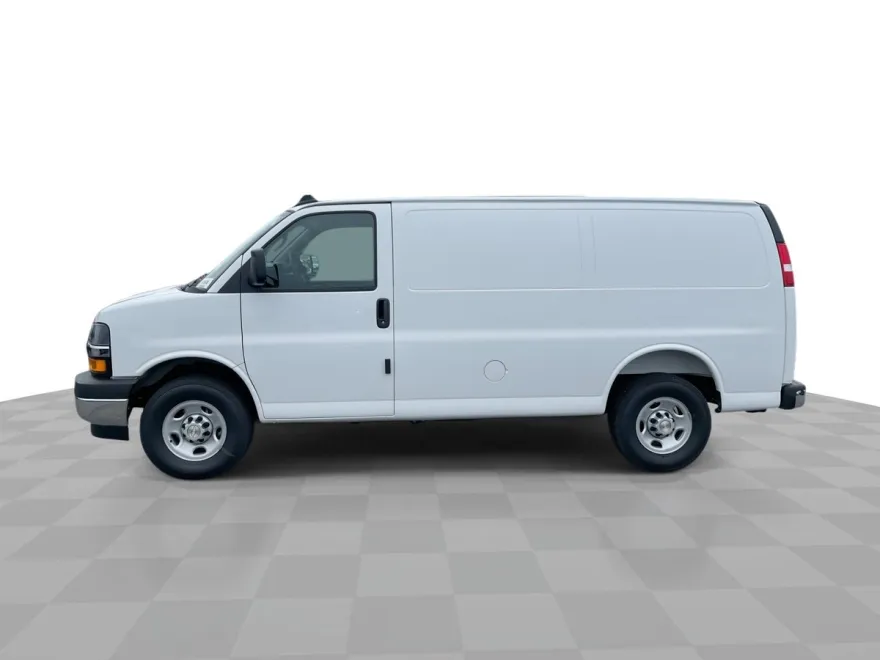 2025 Chevrolet Express Cargo 2500 photo 1