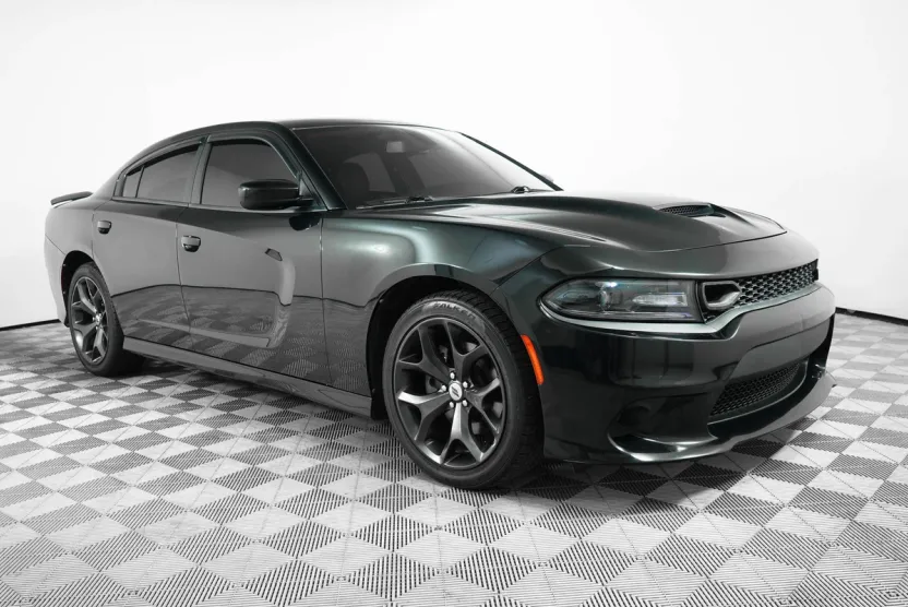 2019 Dodge Charger GT photo 1