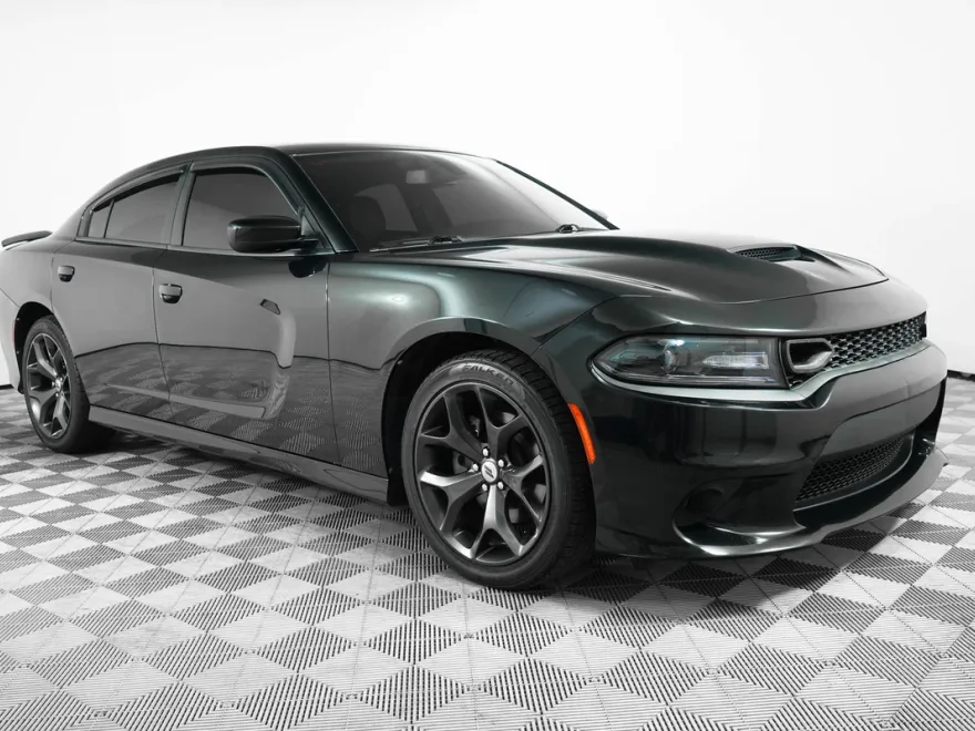 2019 Dodge Charger GT photo 1