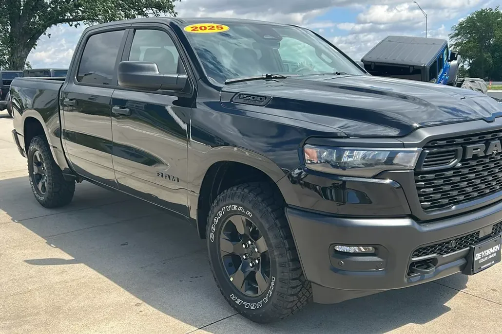 2025 Ram 1500 Tradesman Warlock photo 1