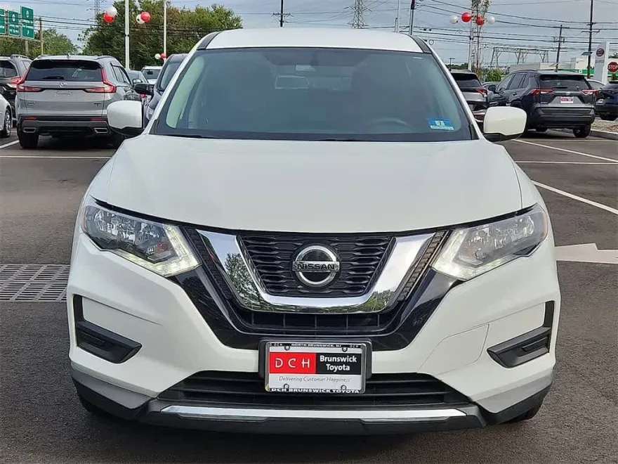 2018 Nissan Rogue S photo 1