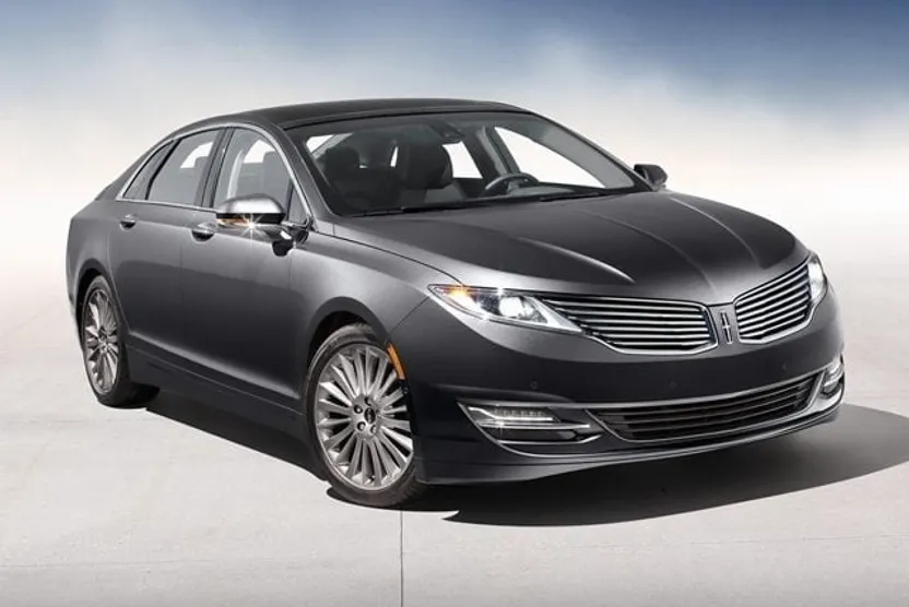 2014 Lincoln MKZ Base photo 1