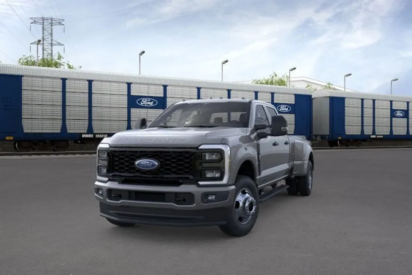 2026 Ford F-350 photo 1