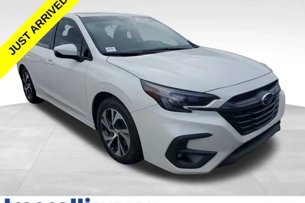 2025 Subaru Legacy Premium photo 1