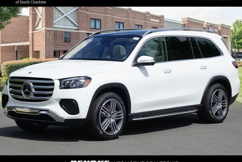 2025 Mercedes Benz GLS 450 4MATIC photo 1