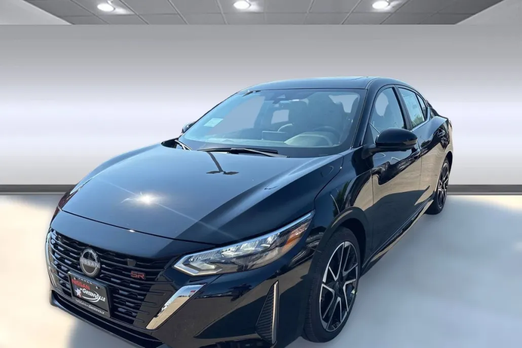 2025 Nissan Sentra SR photo 1