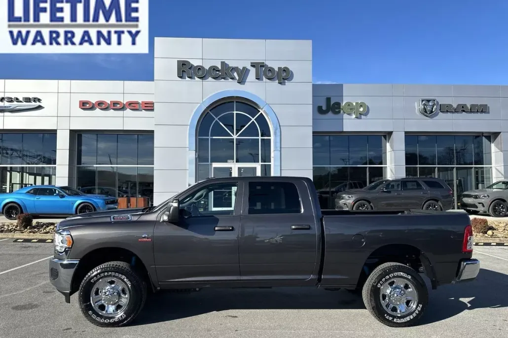 2024 Ram 2500 Tradesman photo 1