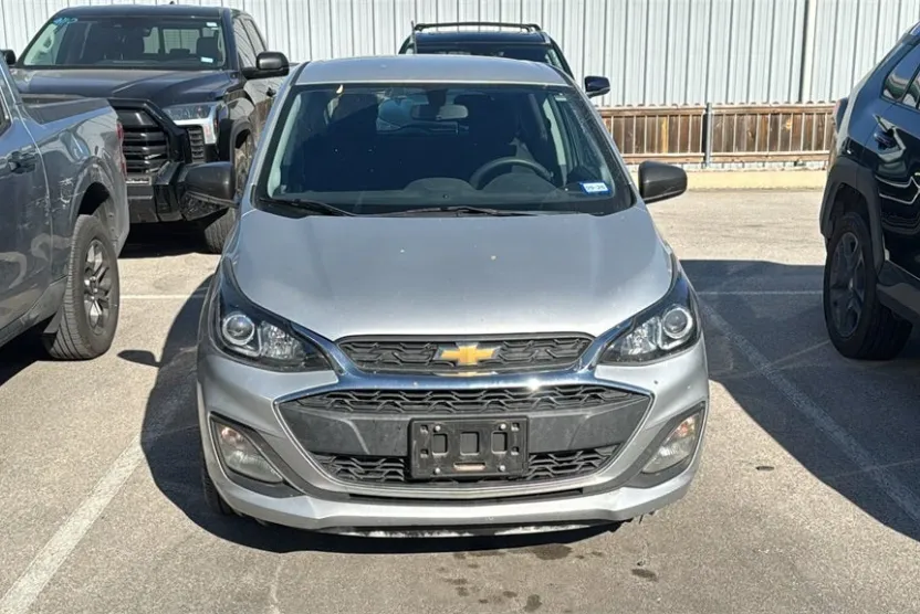 2021 Chevrolet Spark LS photo 1