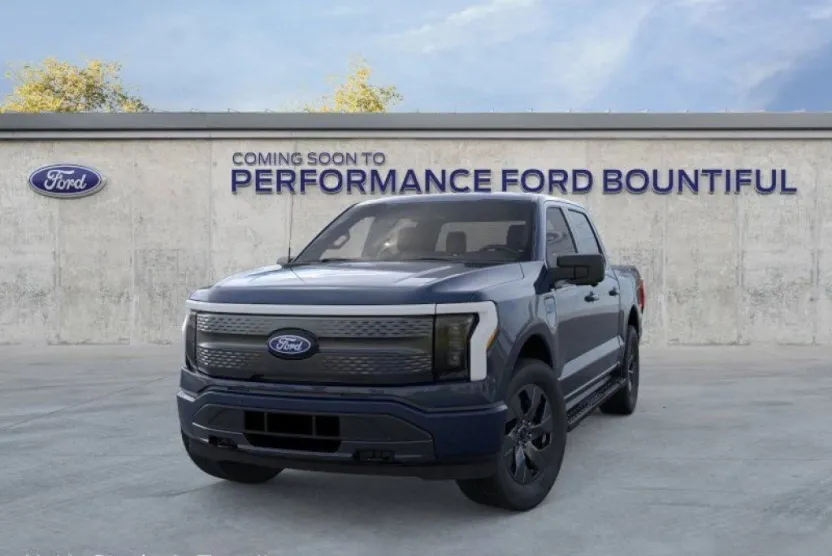2025 Ford F-150 Lightning photo 1