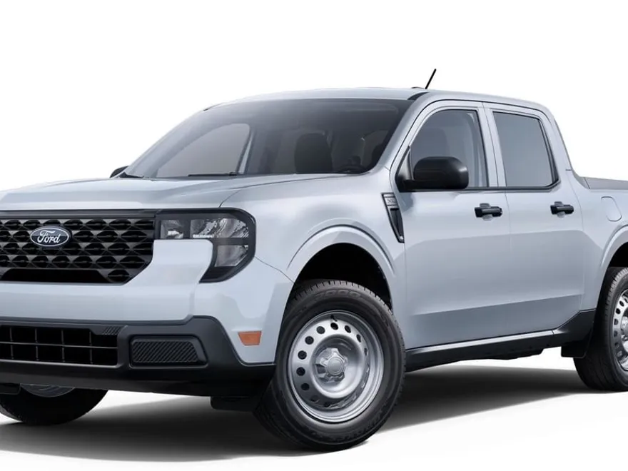 2025 Ford Maverick XL photo 1