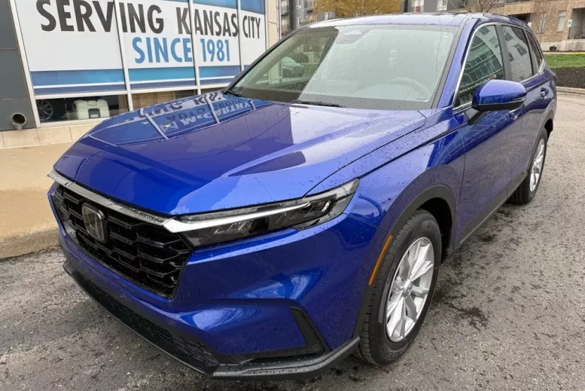 2025 Honda CR-V EX photo 1