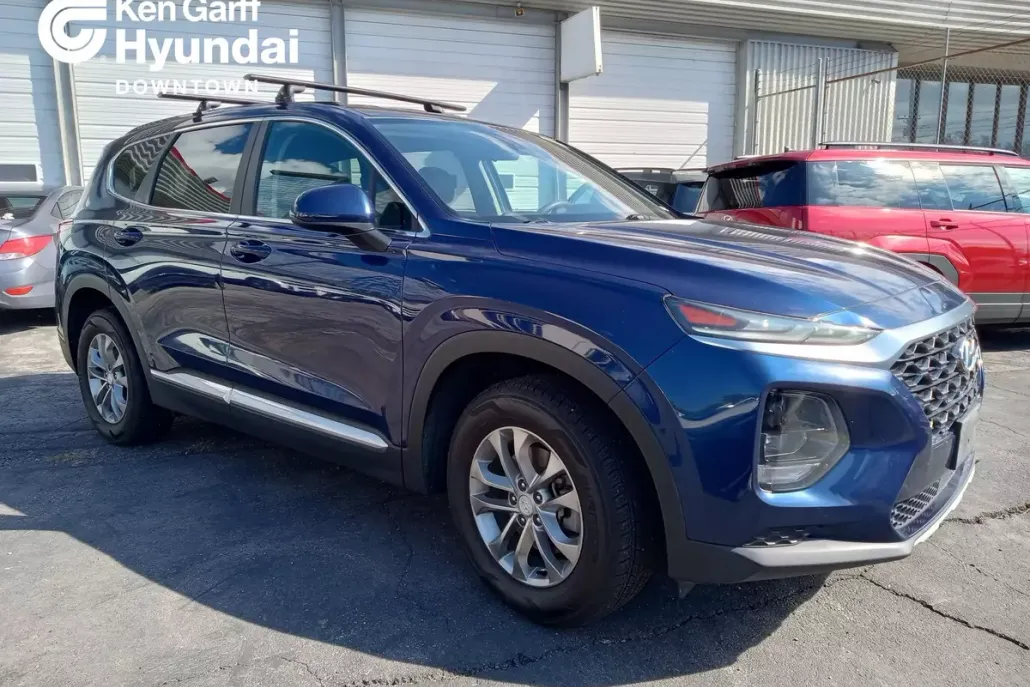 2019 Hyundai Santa Fe SE photo 1