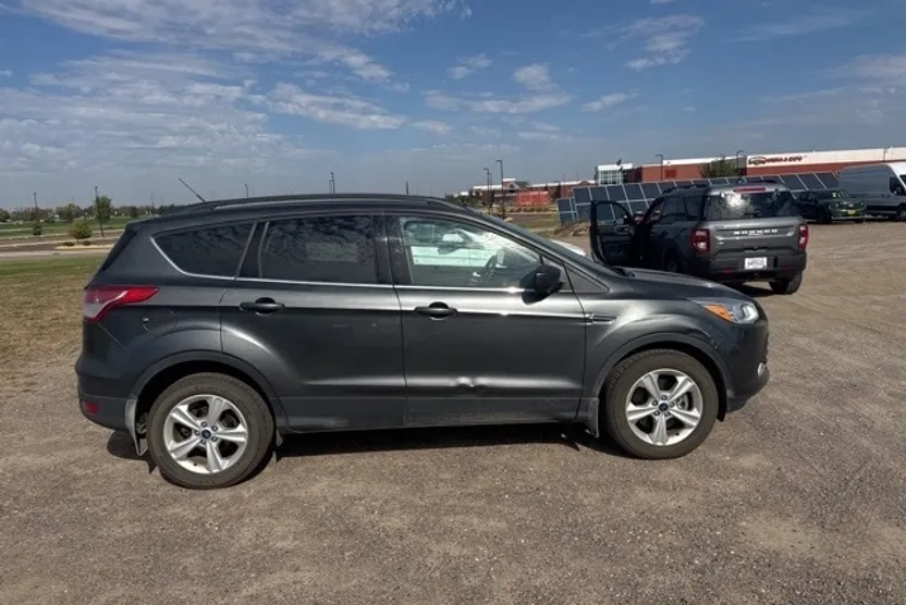 2016 Ford Escape SE photo 1