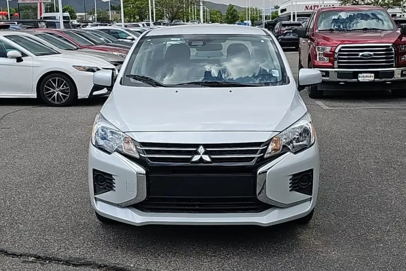 2024 Mitsubishi Mirage G4 photo 1