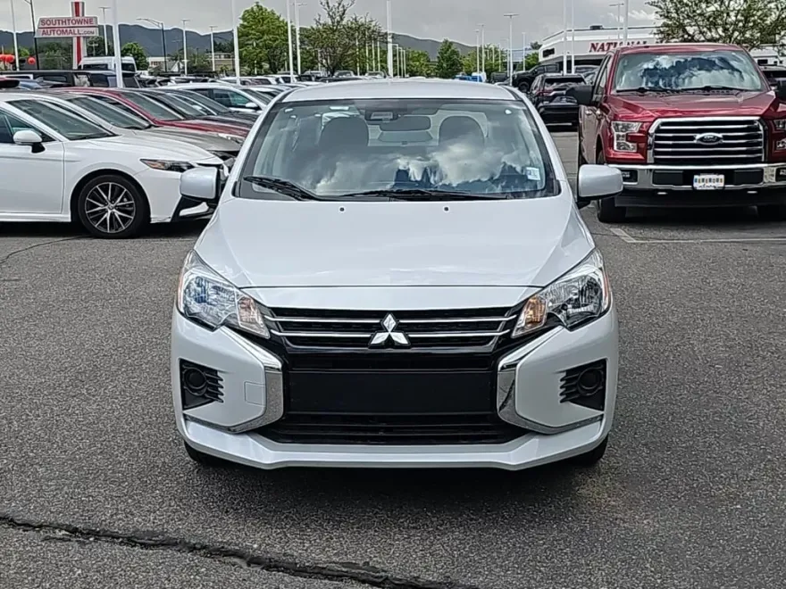 2024 Mitsubishi Mirage G4 photo 1