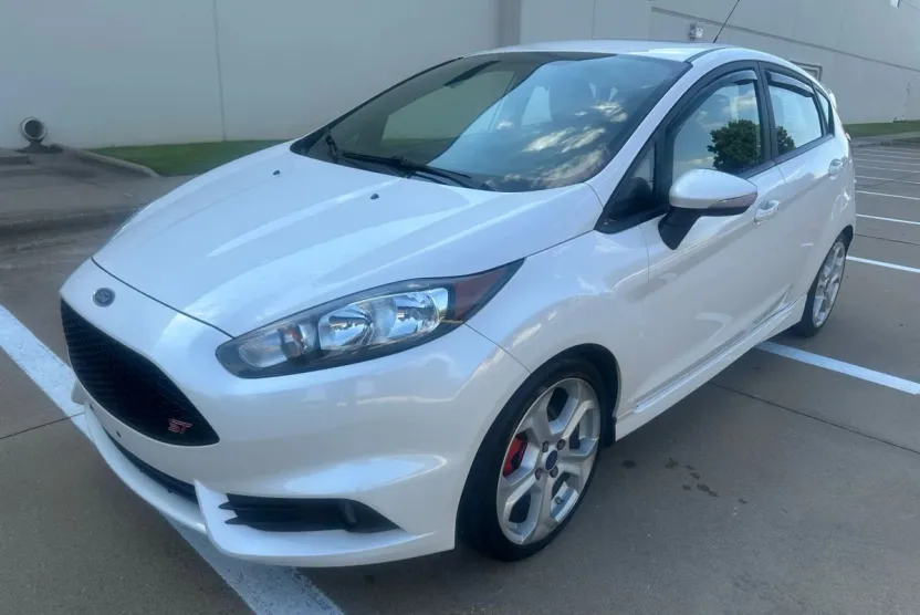 2017 Ford Fiesta ST photo 1