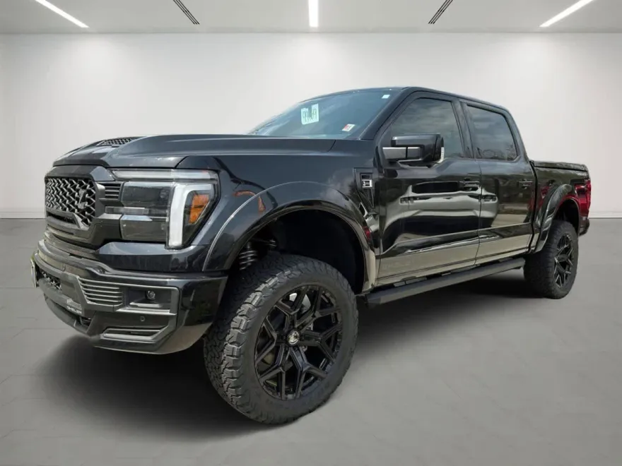 2025 Ford F-150 Lariat photo 1